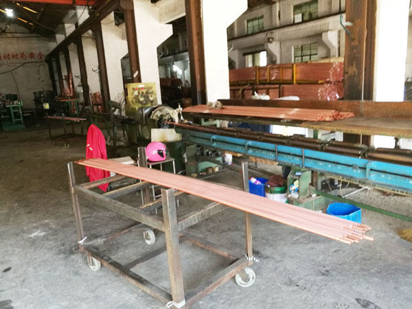 銅管翅片加工、調(diào)直設(shè)備